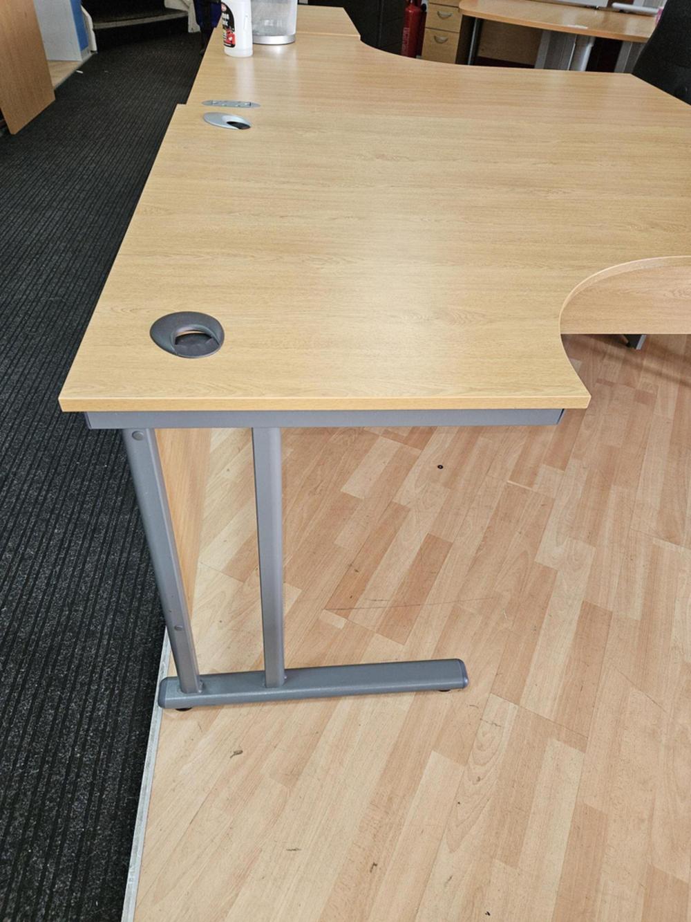 Hawk Light Oak 1800mm Radial Desk With Grey Legs 