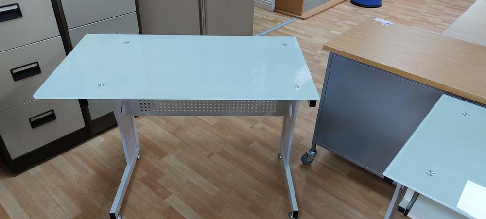 Glass 1050mm Computer Desk With White Legs