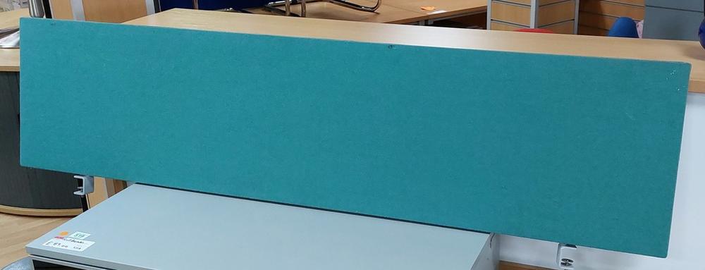 1600mm Green Desk Top Screen