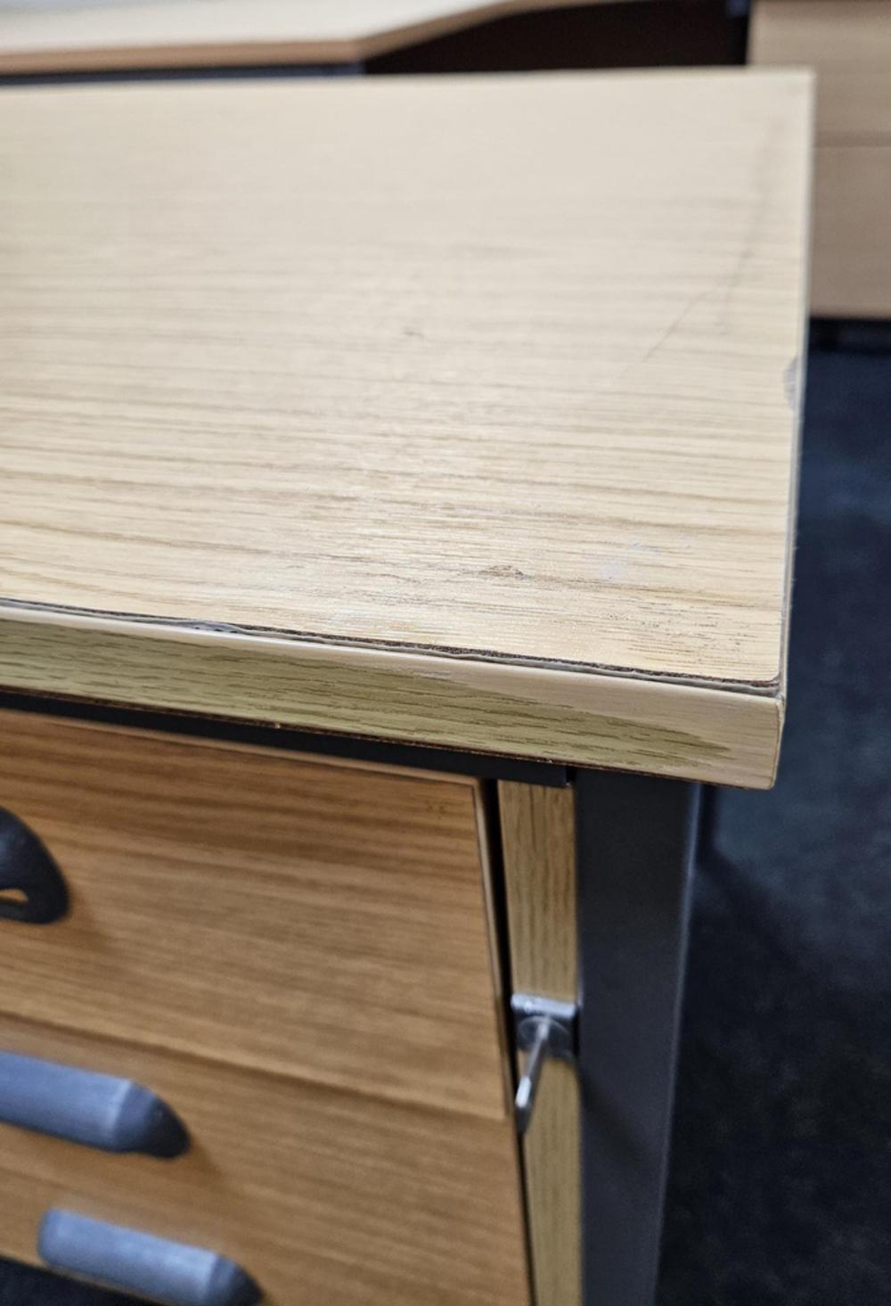 Calva Oak Clearance 1500mm Double Pedestal Desk