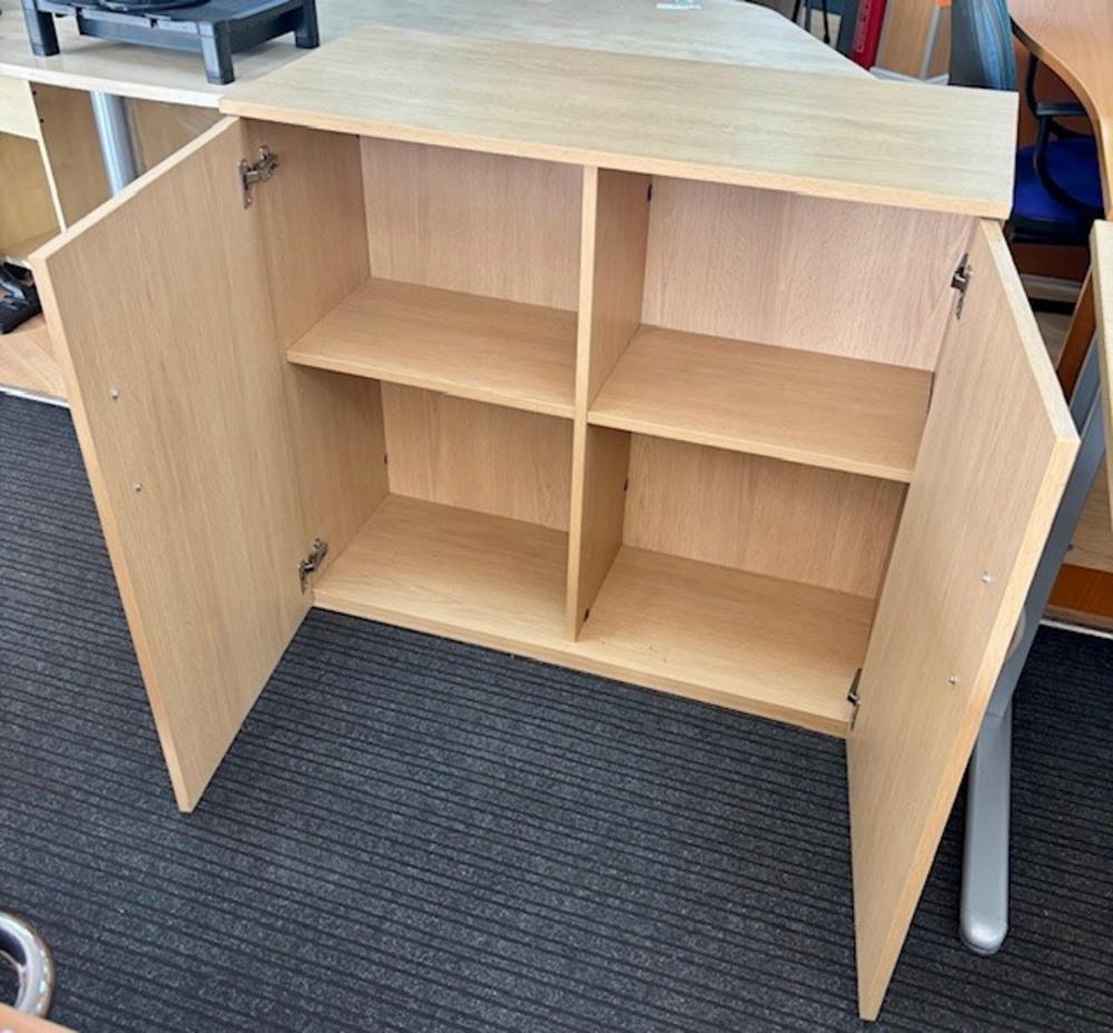 Light Oak 1000mm Cupboard with Overhang Top