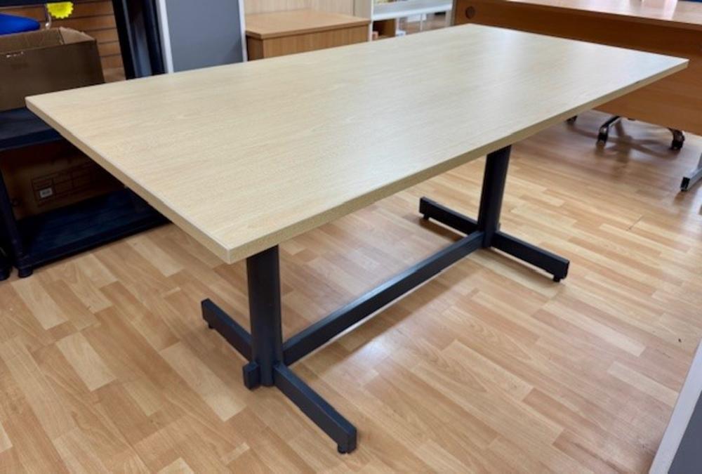 1600 x 800mm Maple Meeting Table 