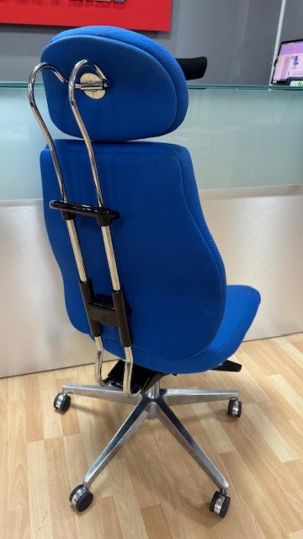 Blue Chiro Plus Chair with Headrest