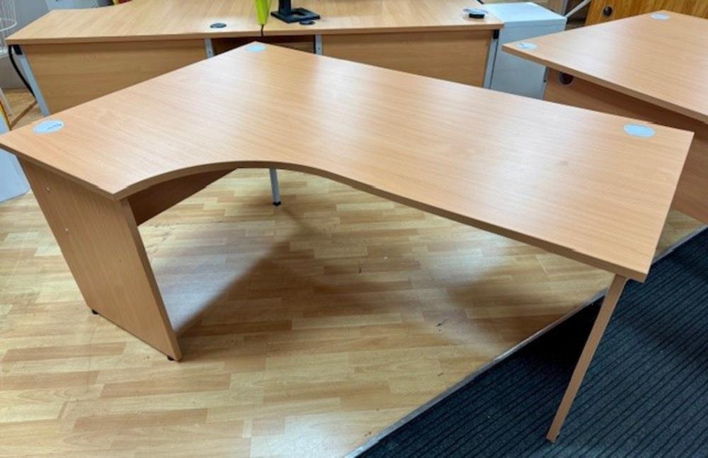 Panel Leg 1800mm Left Hand Radial Desk in Beech