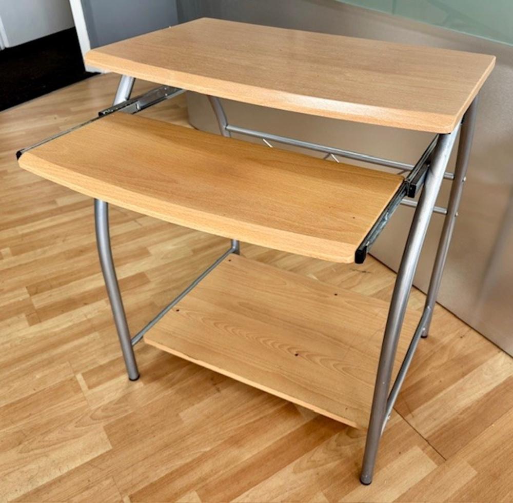 Home Computer Workstation with Pull Out Keyboard Shelf