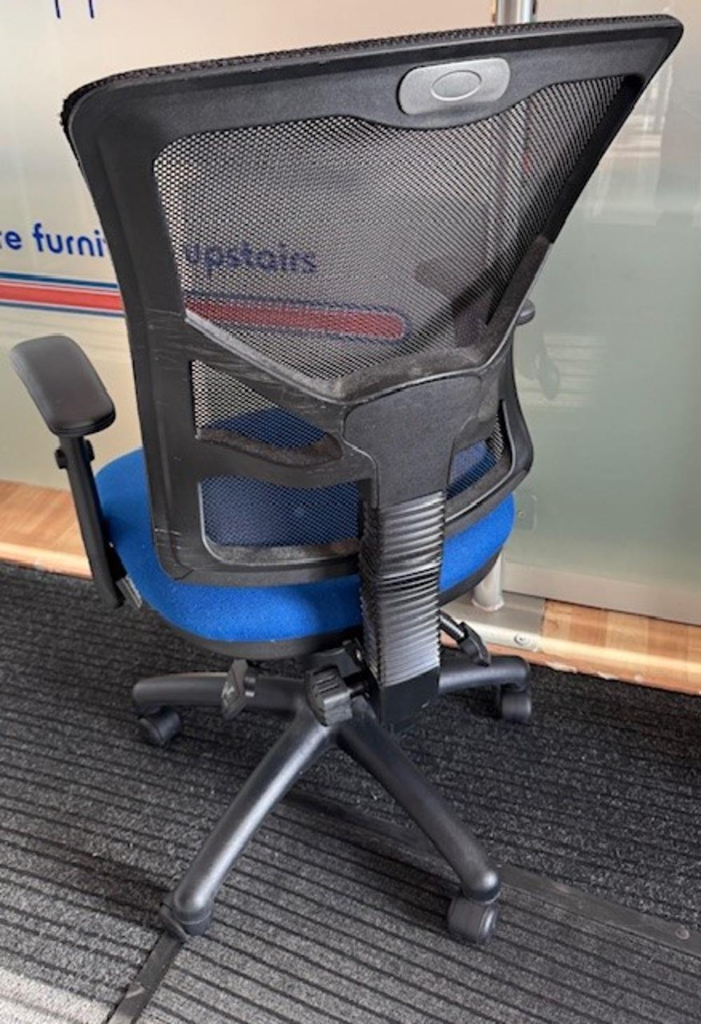 Mesh Back Chair With Adjustable Arms & 3 Lever Mechanism Blue