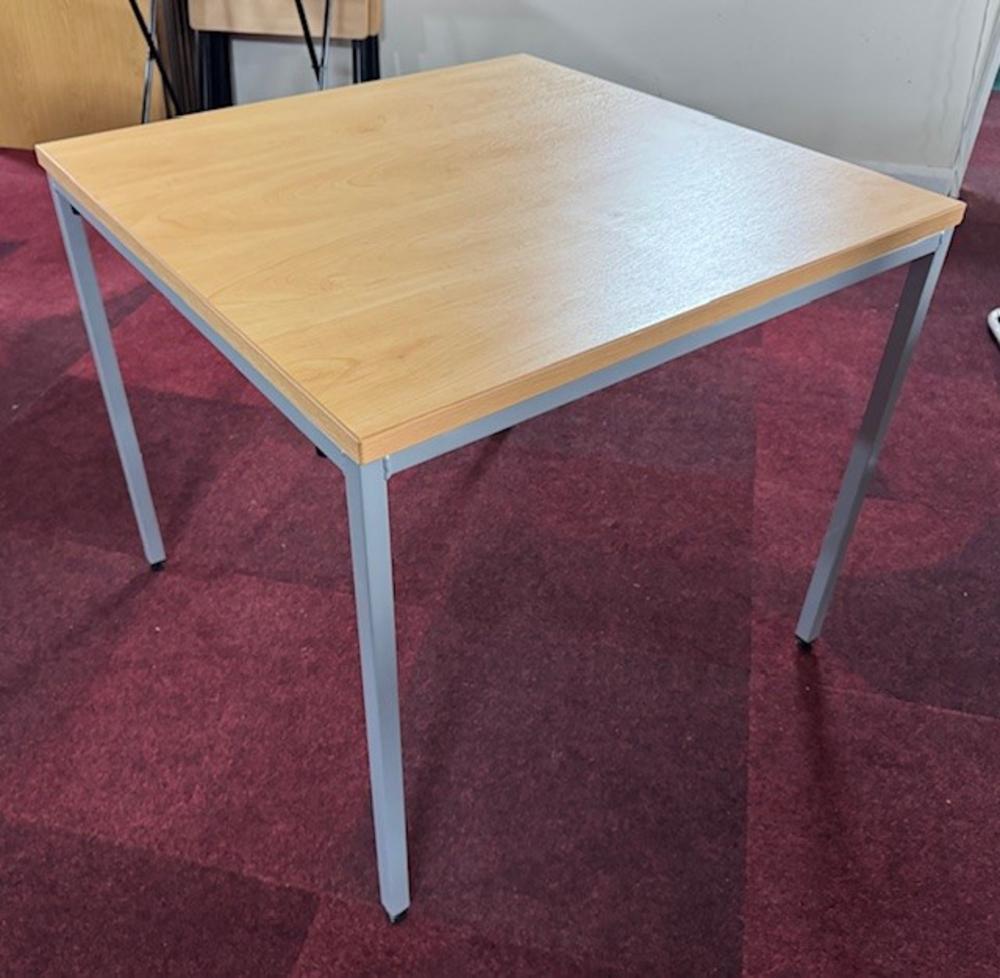 800 x 800mm Fully Welded Frame Table in Apple
