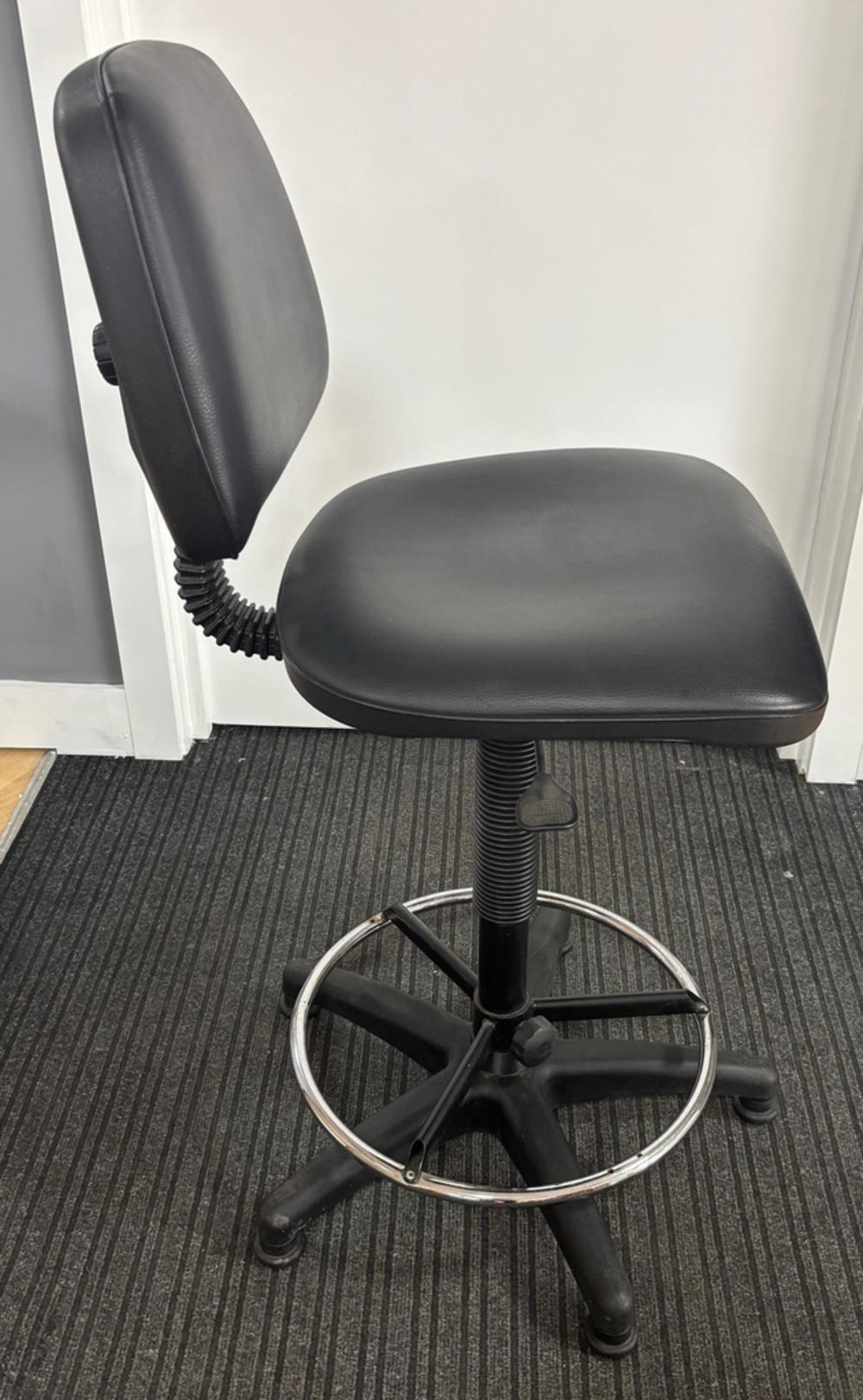 Black Vinyl Draughtsman Chair