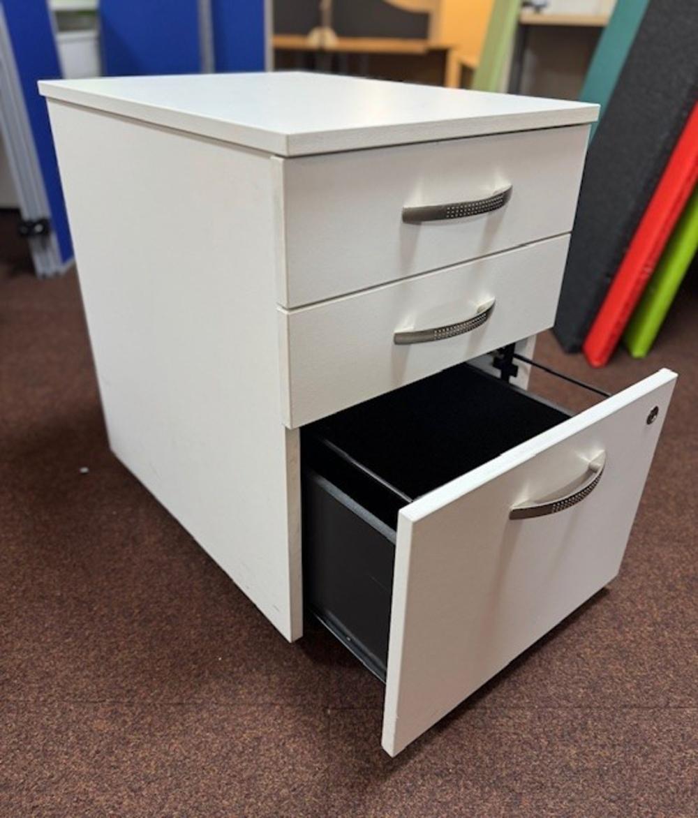 White 3 Drawer Mobile Pedestal 