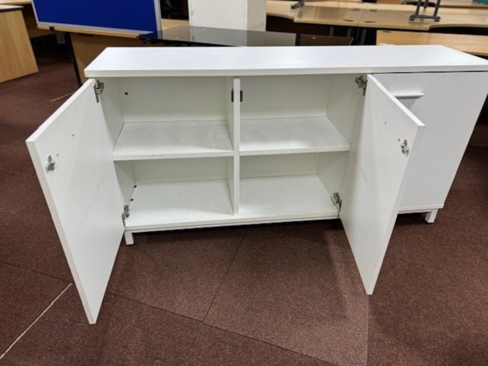 1600mm White 3 Door Wooden Credenza Unit With Shelves 