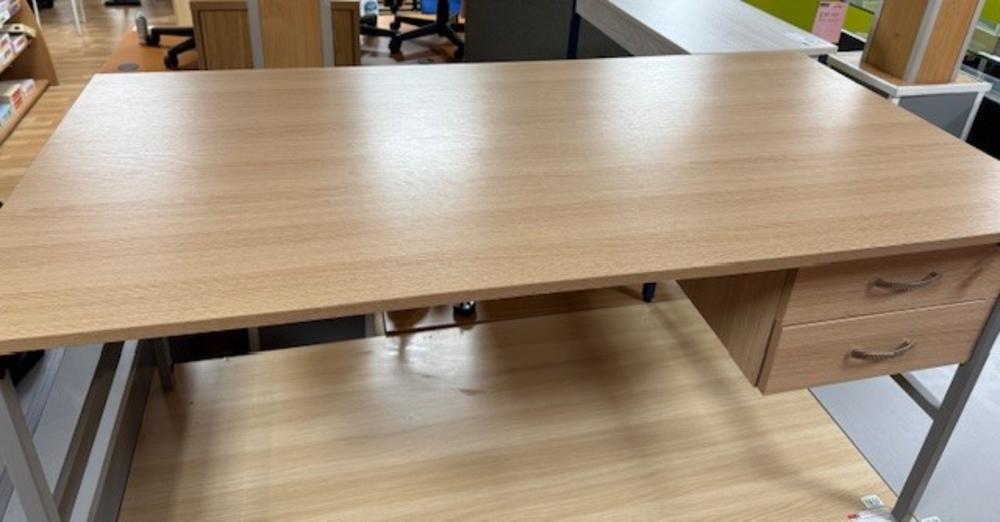 1500mm Stone Oak Lockable Single Pedestal Desk