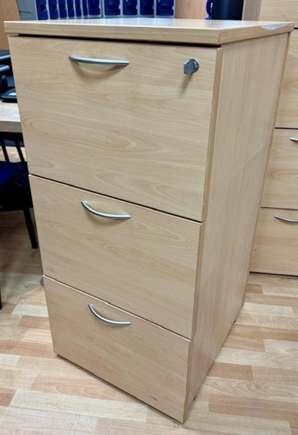 L&P Saturn Heavy Duty 3 Drawer Lockable Filing Cabinet in Beech