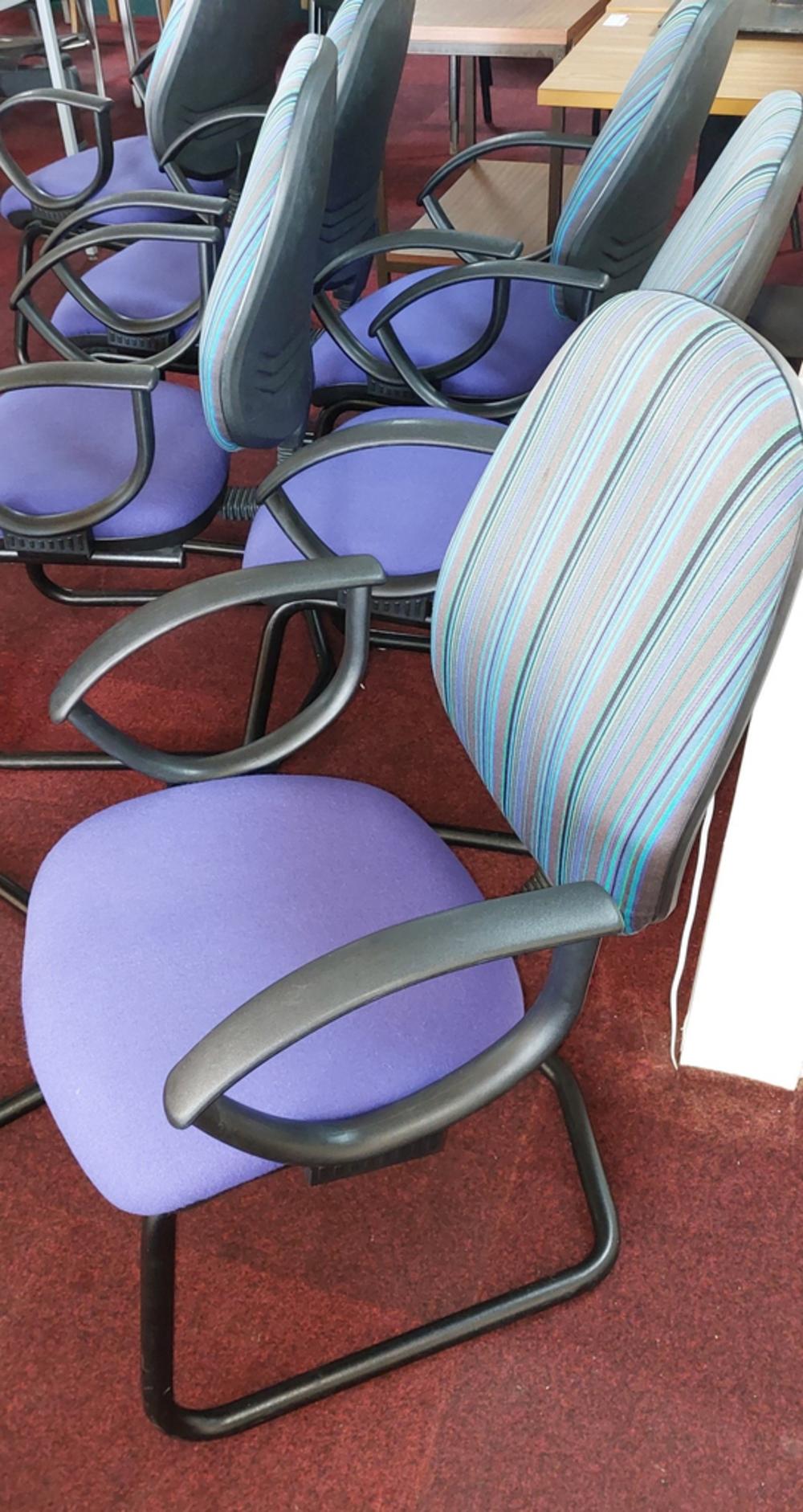 Set Of 8 Two Tone Fabric Cantilever Chairs With Fixed Arms 