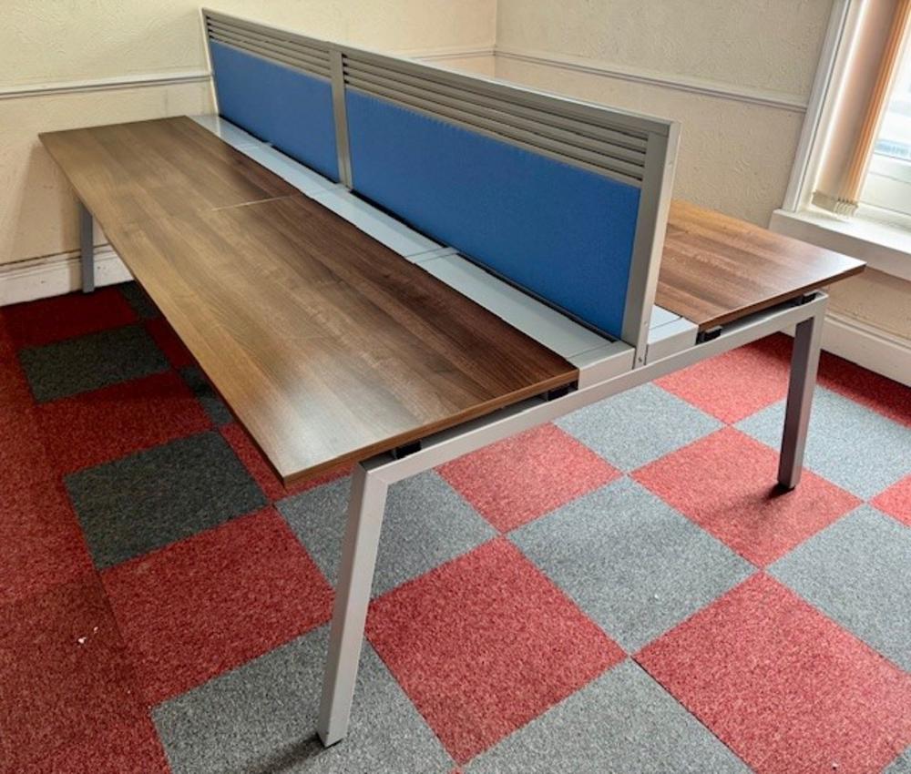 Hawk 4 Person Walnut  