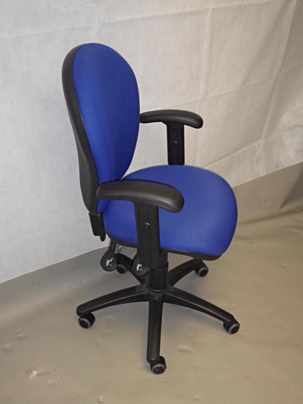 Blue Operator Chair With Adjustable Arms