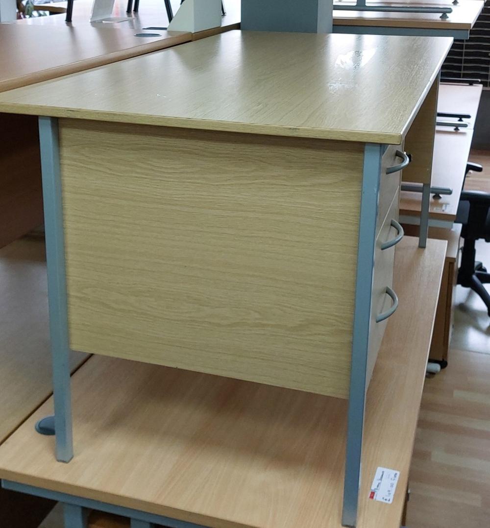 1500mm Stone Oak Single Pedestal Desk 