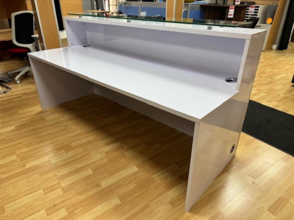 Gloss White Reception Desk Counter With Glass Top