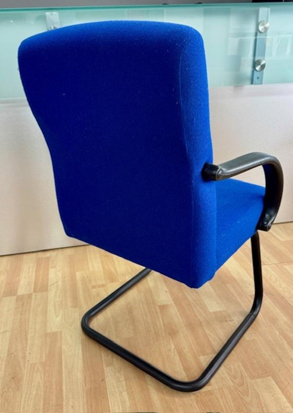 Blue Fabric Cantilever Boardroom / Meeting room Chair