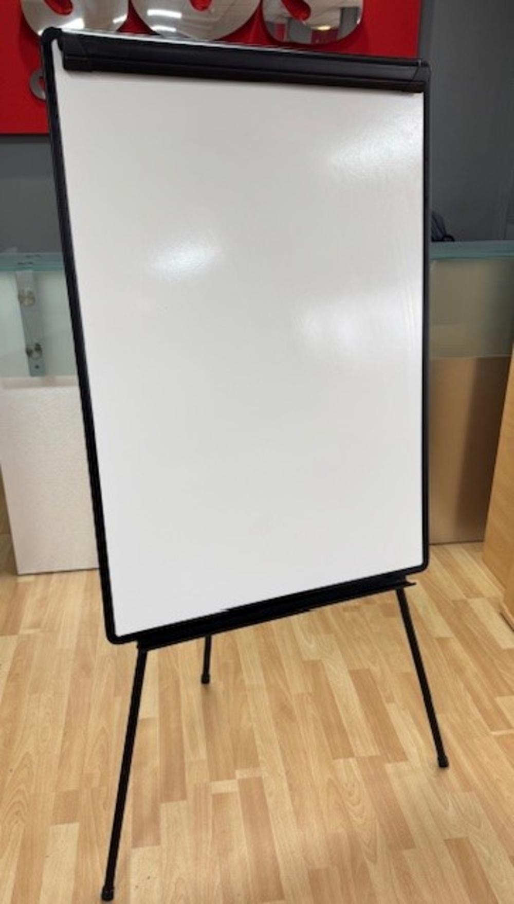 Flip Chart Easel / Whiteboard