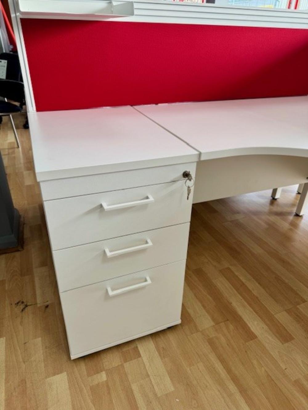 4 Person Desk Set with Drawers & Divider Screens