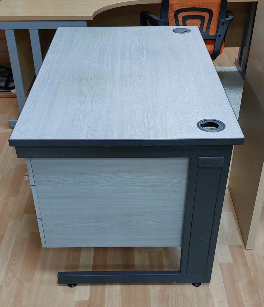 Grey 1200mm Single Pedestal Desk