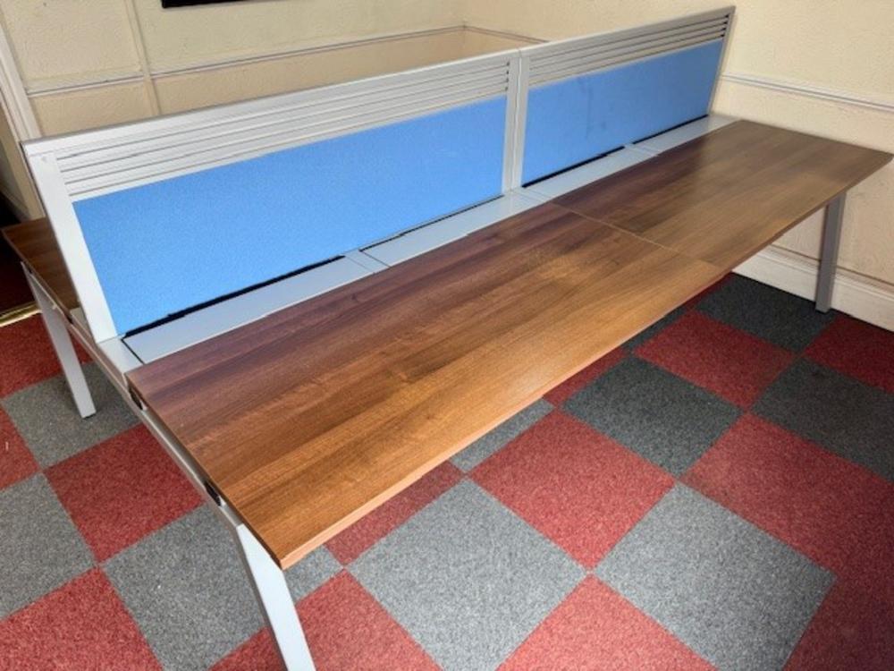 Hawk 4 Person Walnut  