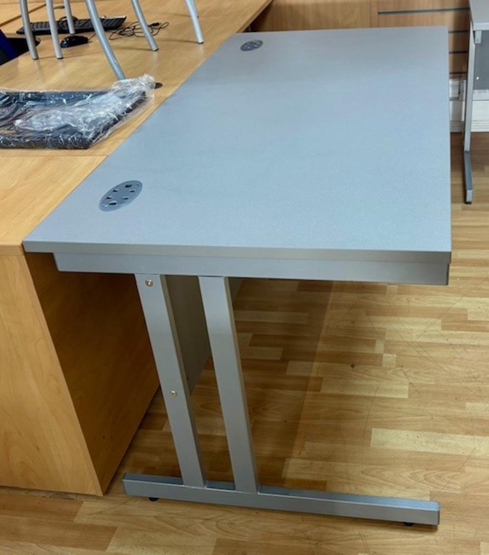 Imperial 1600mm Silver Workstation