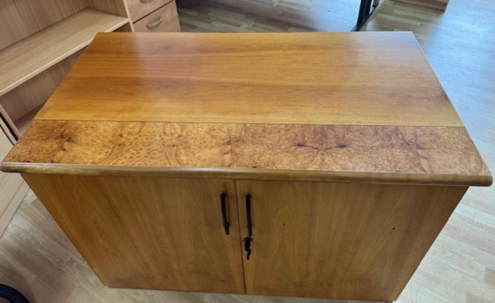 Real Wood Veneer Executive Lockable Double Door Cupboard