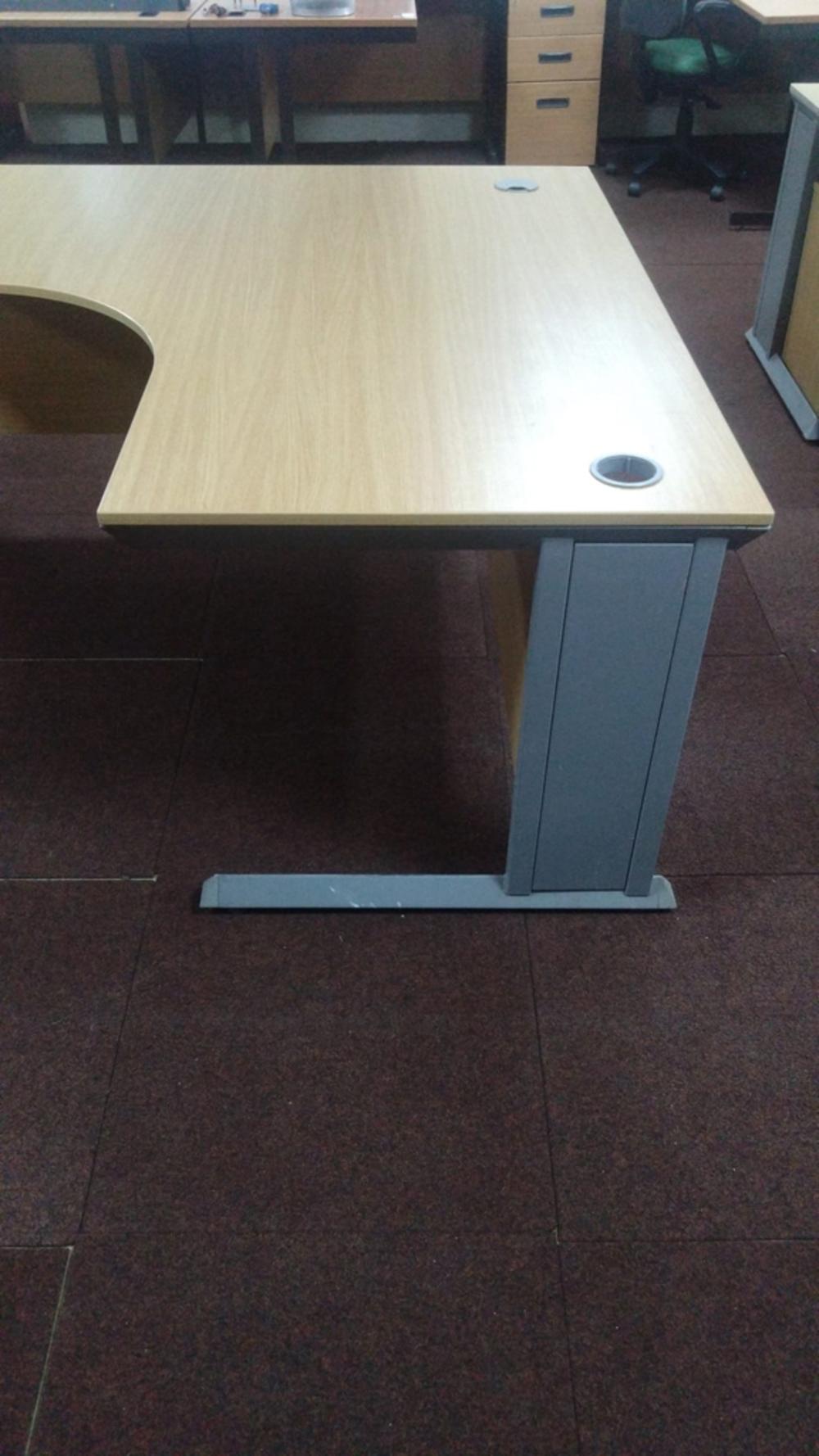 Light Oak 1600 x 1600mm Corner Desk With Mobile Pedestal