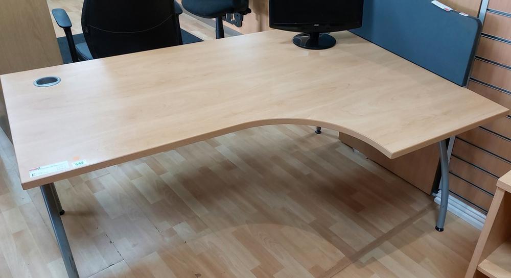 Right Handed Apple Radial Desk 1600mm 