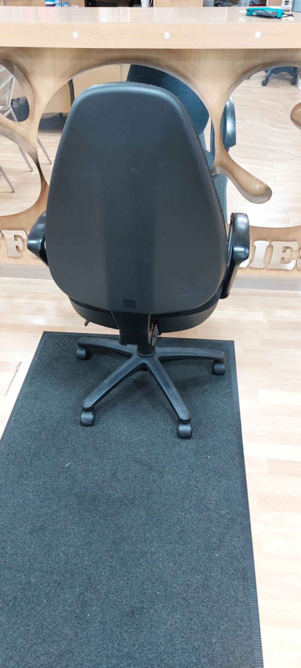 Wallis High Back Operator Chair With Fixed Arms