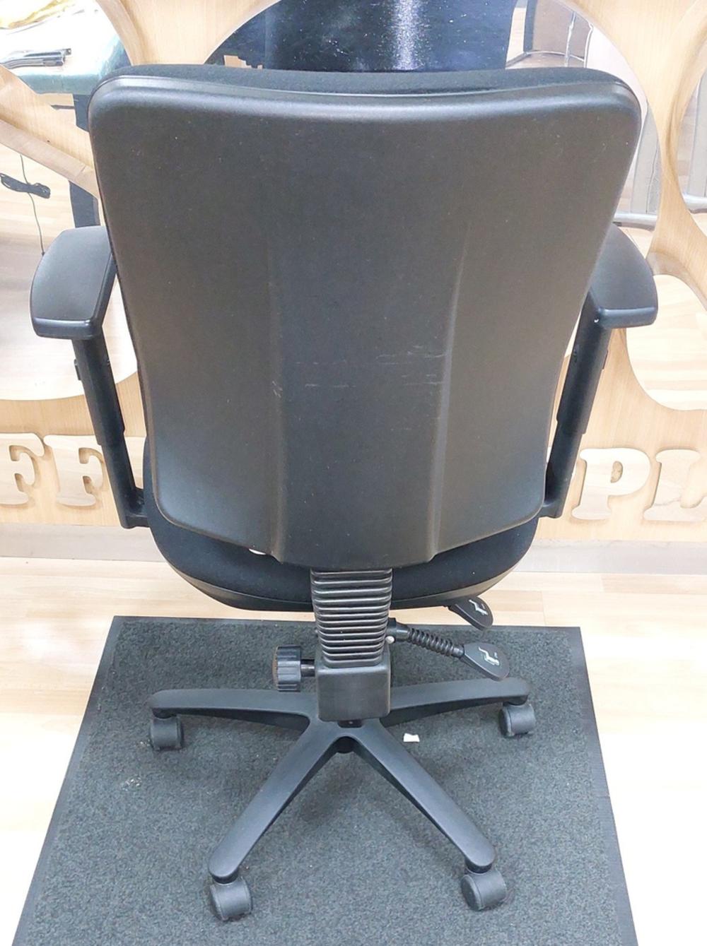 Black Havana Square Backed Operator Chair with Adjustable Arms