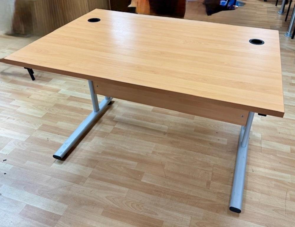 1200 x 800mm Rectangular Workstation in Beech