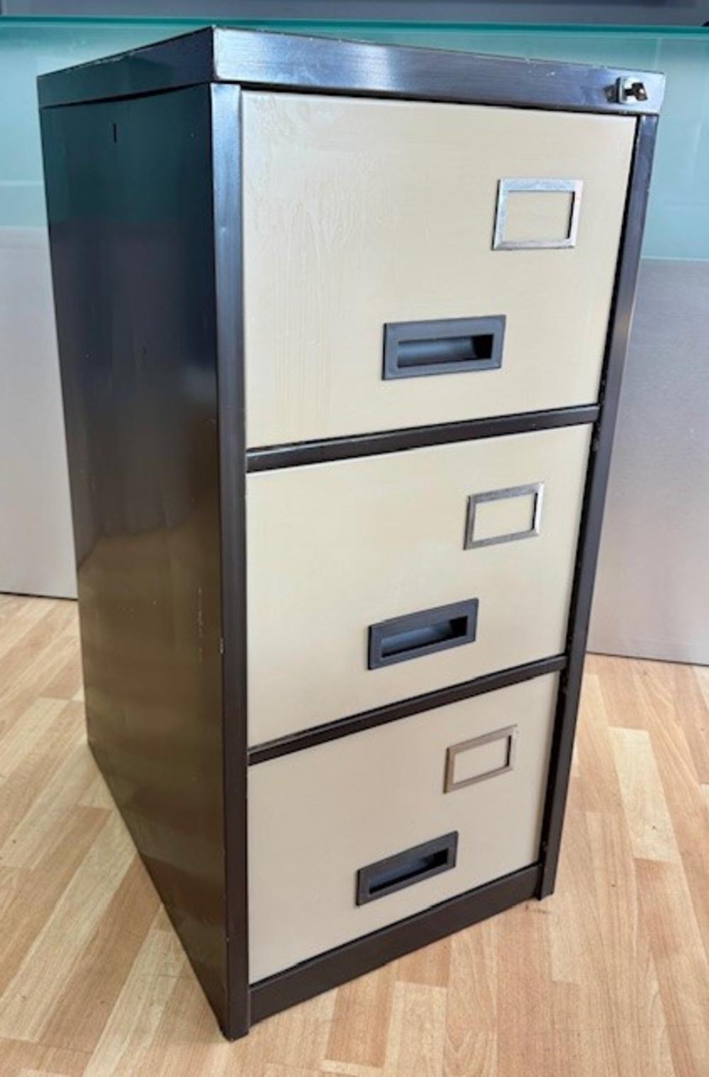 Lockable 3 drawer Filing Cabinet brown / Beige