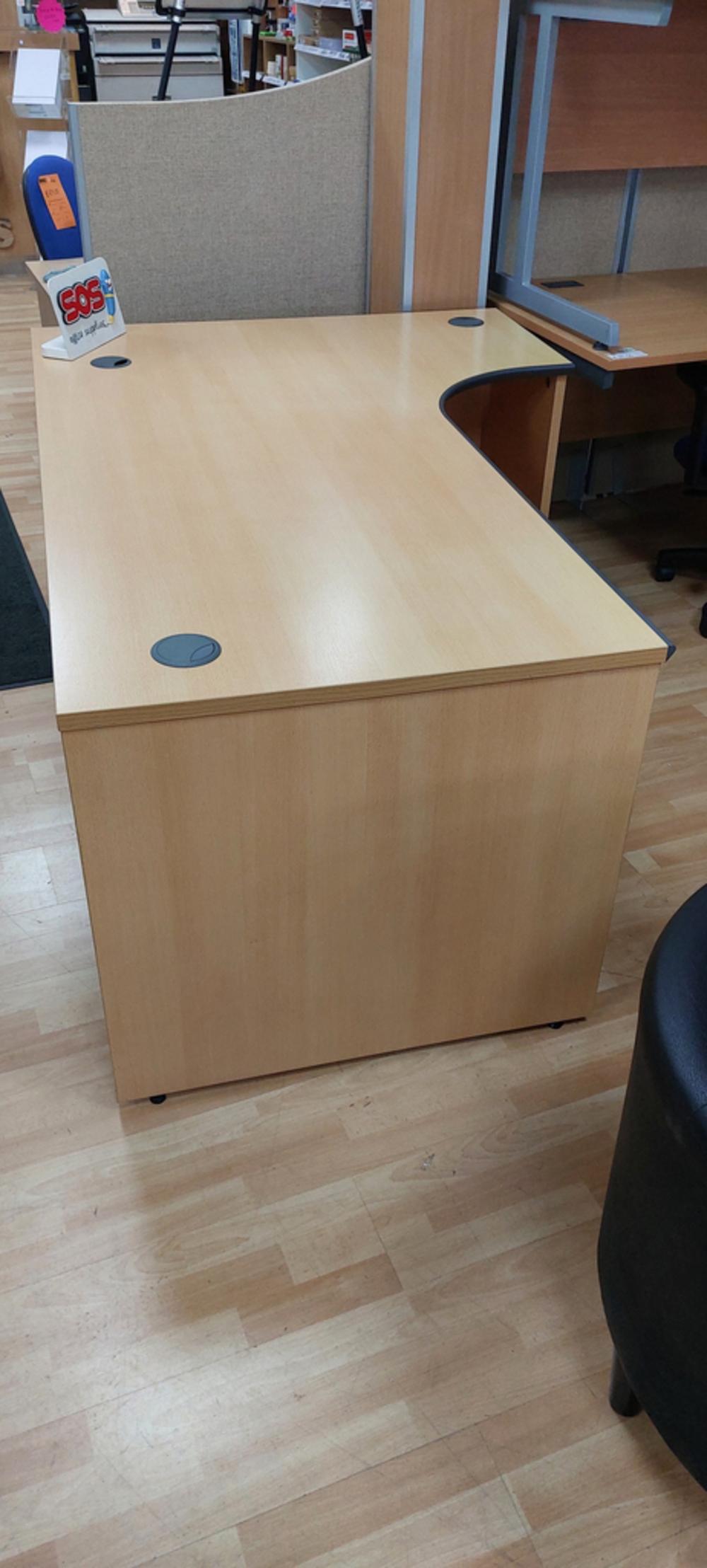 1800mm Beech Right Handed Radial Desk With Rubber Edging 