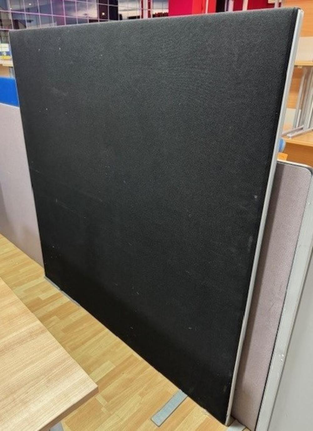 Black 1600x1600mm Free Standing Screen