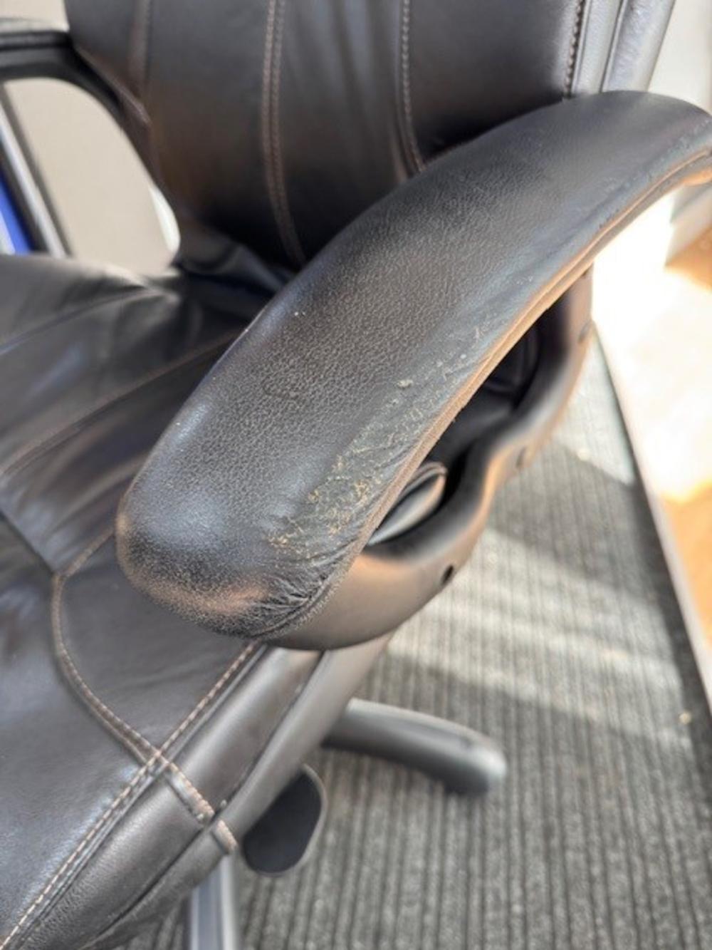 Leather Faced Executive Chair in Black