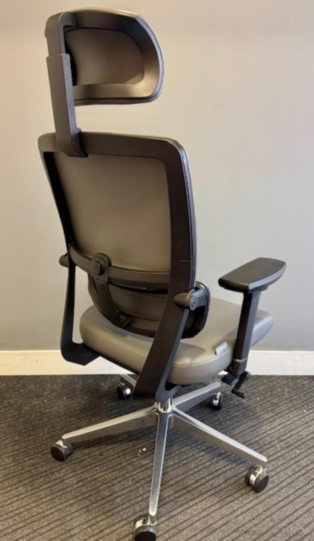 Grey Faux Leather High Back Executive Chair With Headrest