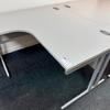 Grey 1400mm L/H Radial Desk 