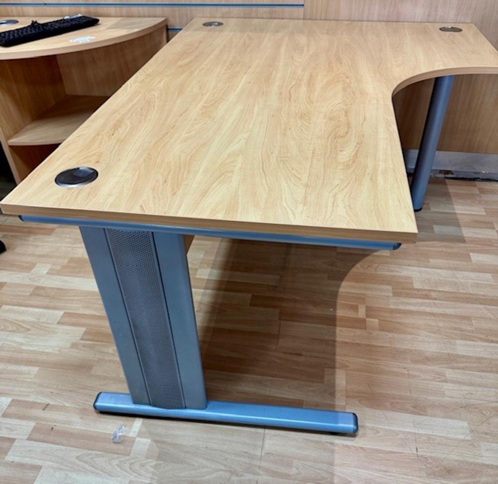 Imperial Right Handed Apple Radial Desk 1600mm with Cable Management Legs