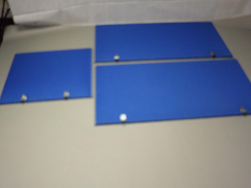 Set of 3 Desk Mounted Screens in Blue