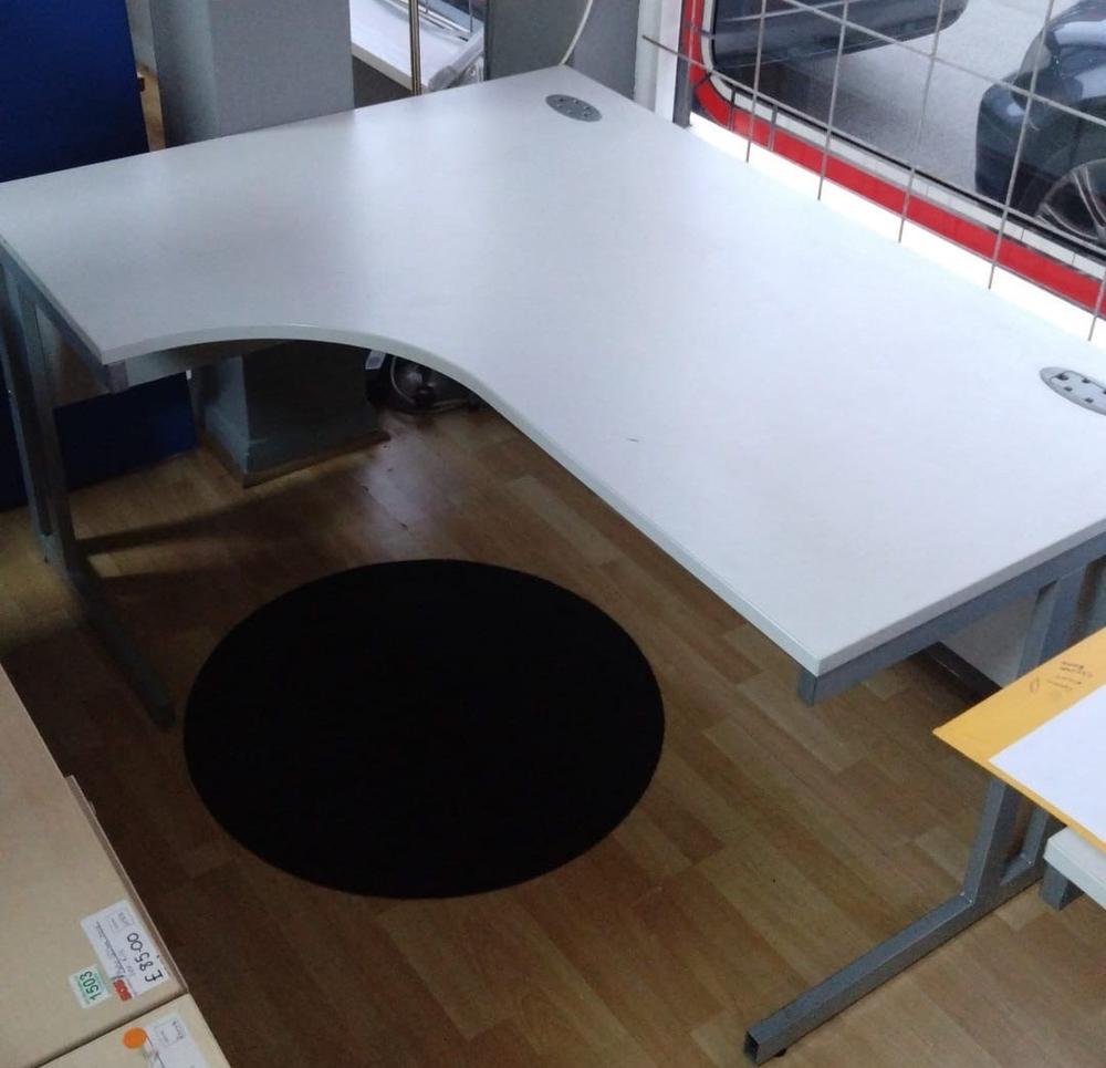 Grey 1600mm L/H Radial Desk