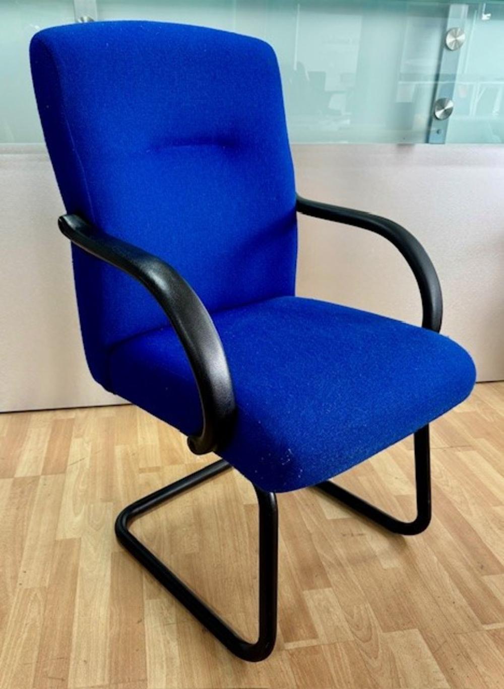 Blue Fabric Cantilever Boardroom / Meeting room Chair