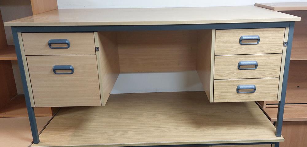 Beech 1500mm Double Pedestal Desk (Oak Drawers)