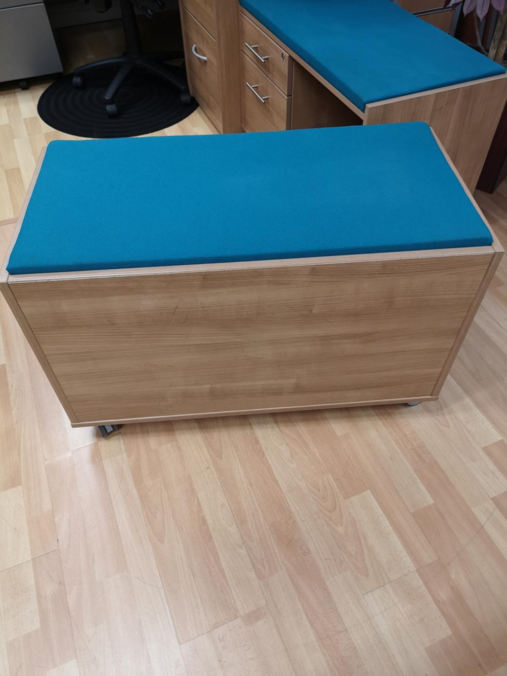 Mobile Storage / Drawer Unit With Seat Pad 
