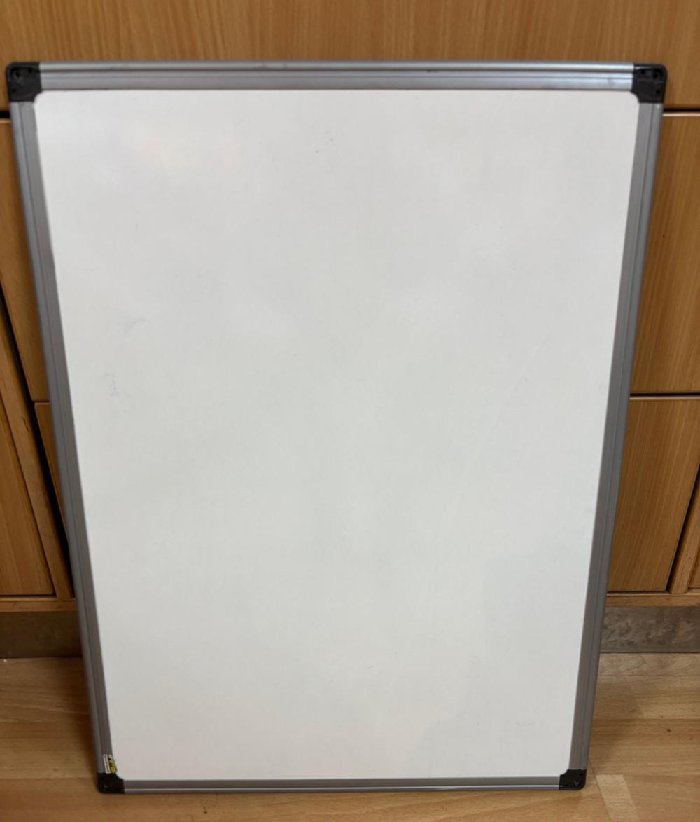 Whiteboard 600mm x 450mm Aluminium Frame