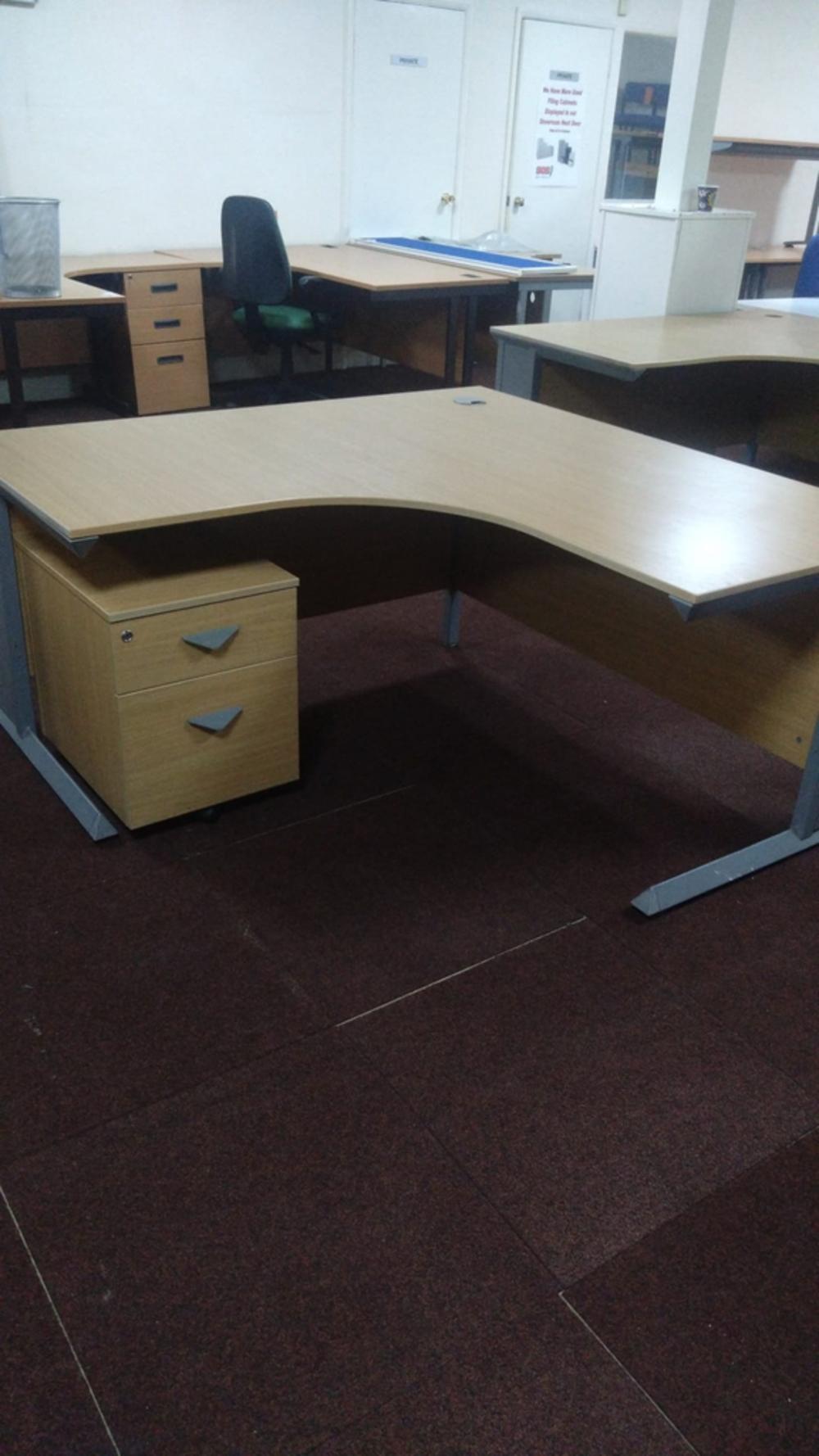 Light Oak 1600 x 1600mm Corner Desk With Mobile Pedestal