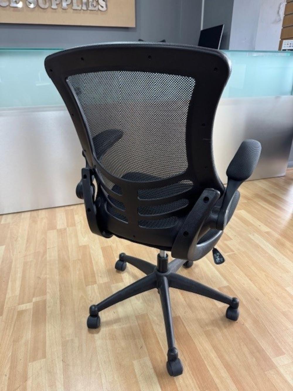 OI Mesh Operator Chair with Fold Away Armrests
