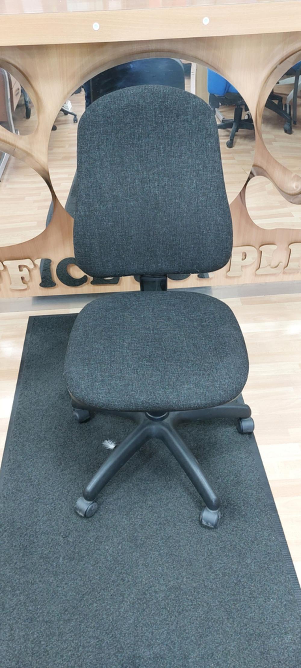 Charcoal Twin Lever Operator Chair 