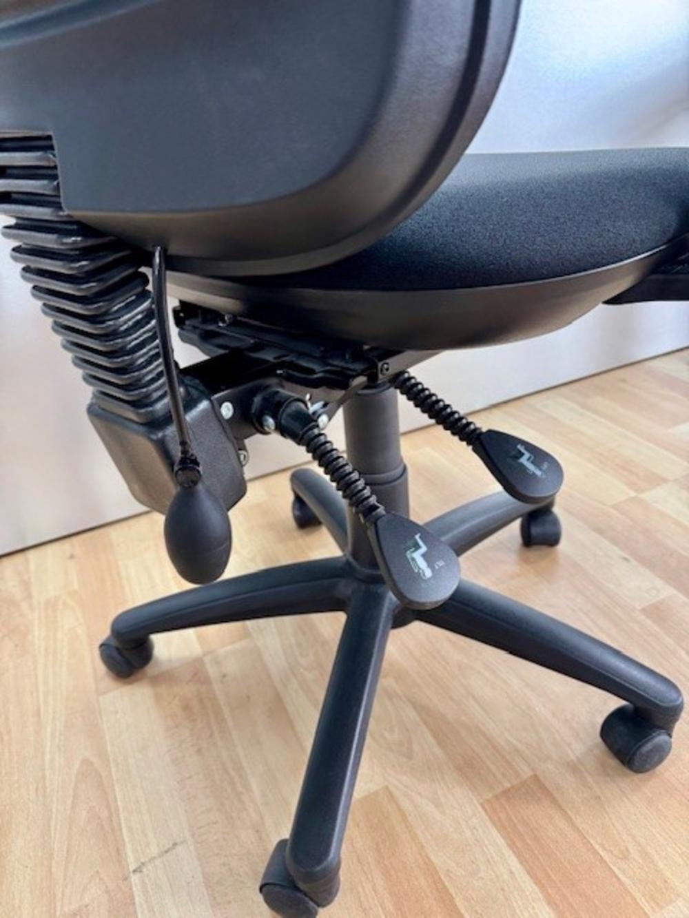 Task Chair with Seat Depth Adjustment & Adjustable Armrests